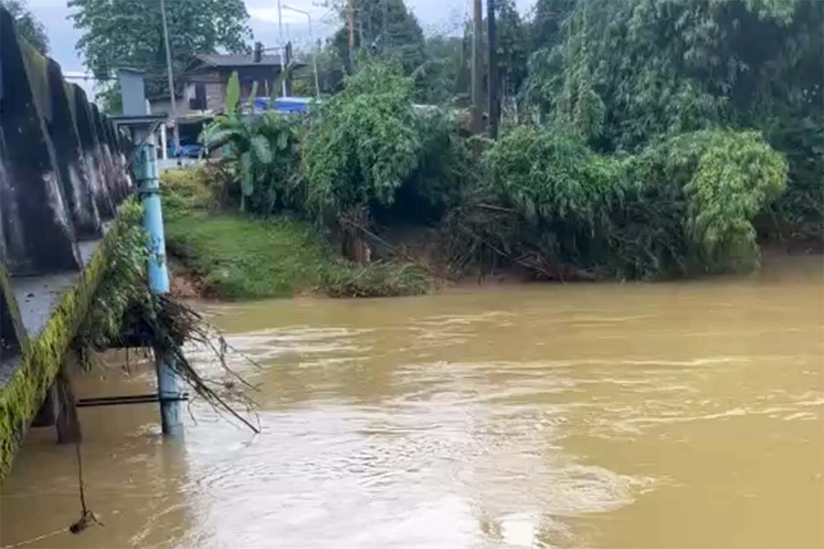 อำเภอบ่อไร่ รายงานสถานการณ์น้ำ เช้านี้ ระดับน้ำในคลองทั้งสายหลักสายย่อยมีแนวโน้มลดลงอย่างต่อเนื่อง 